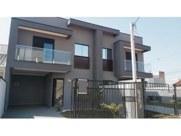 Sobrado em Fazenda Rio Grande,com localização privilegiada, no Green Field. Sobrado em Fazenda Rio Grande,com localização privilegiada, no Green Field.